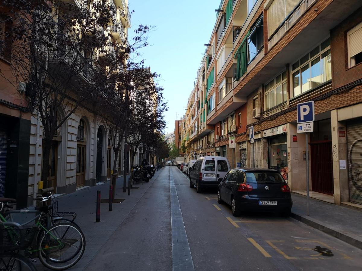 Aparteasy - Atic Sants Barcelona Ngoại thất bức ảnh