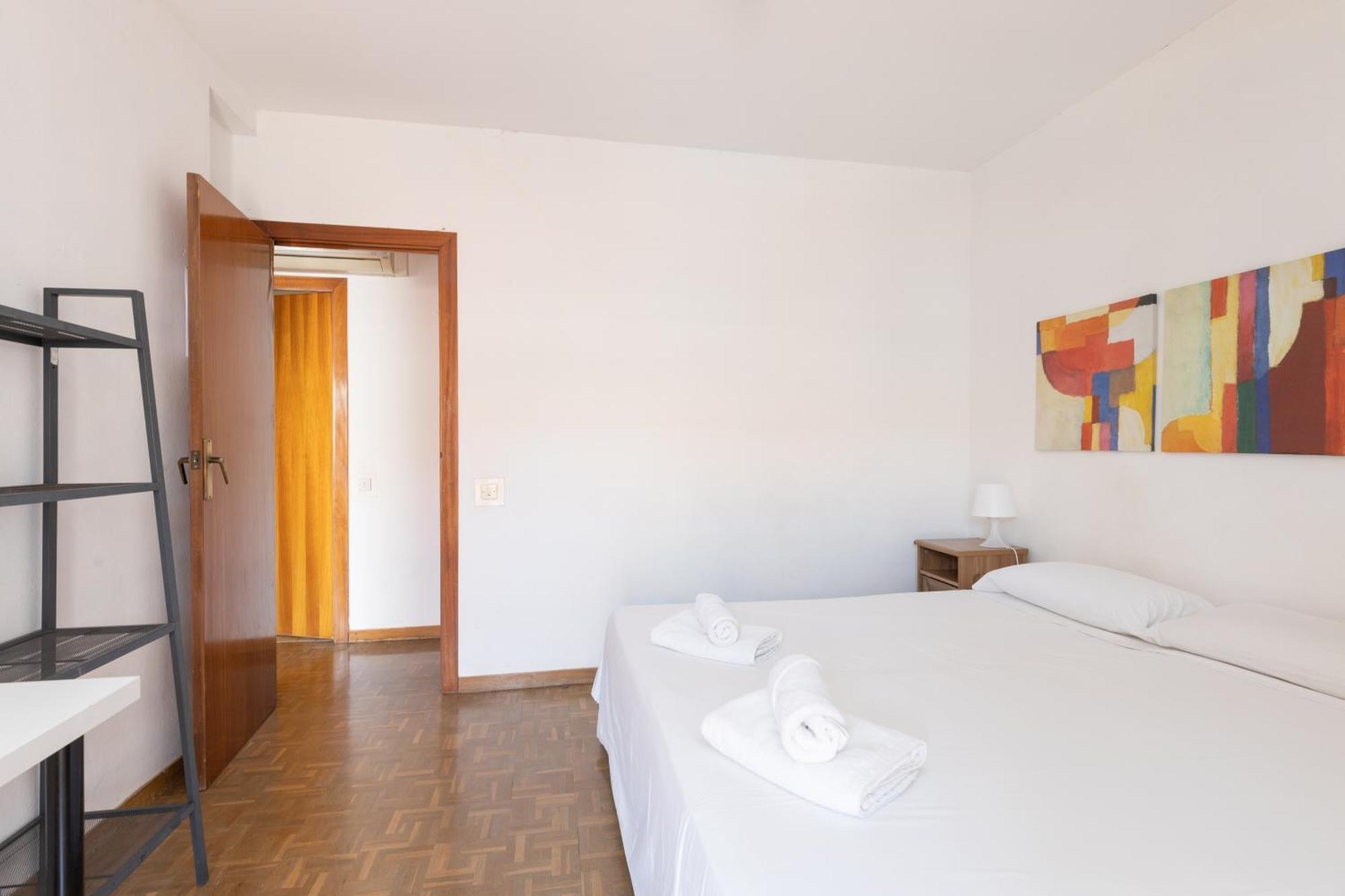 Aparteasy - Atic Sants Barcelona Ngoại thất bức ảnh